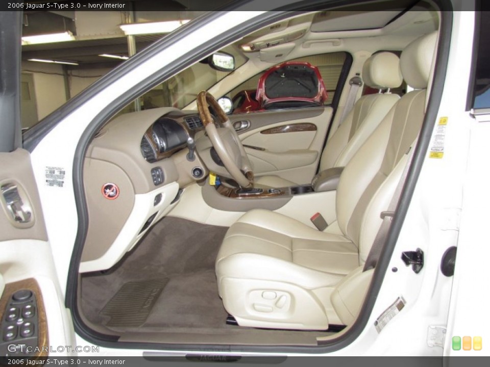 Ivory Interior Photo for the 2006 Jaguar S-Type 3.0 #55596412