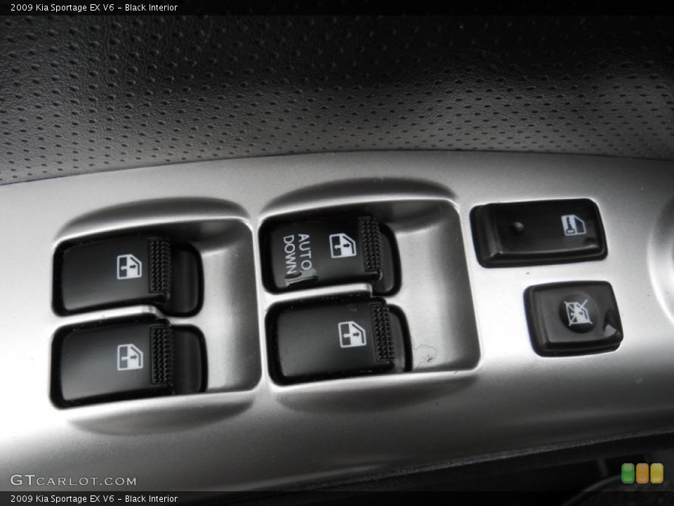 Black Interior Controls for the 2009 Kia Sportage EX V6 #55599984