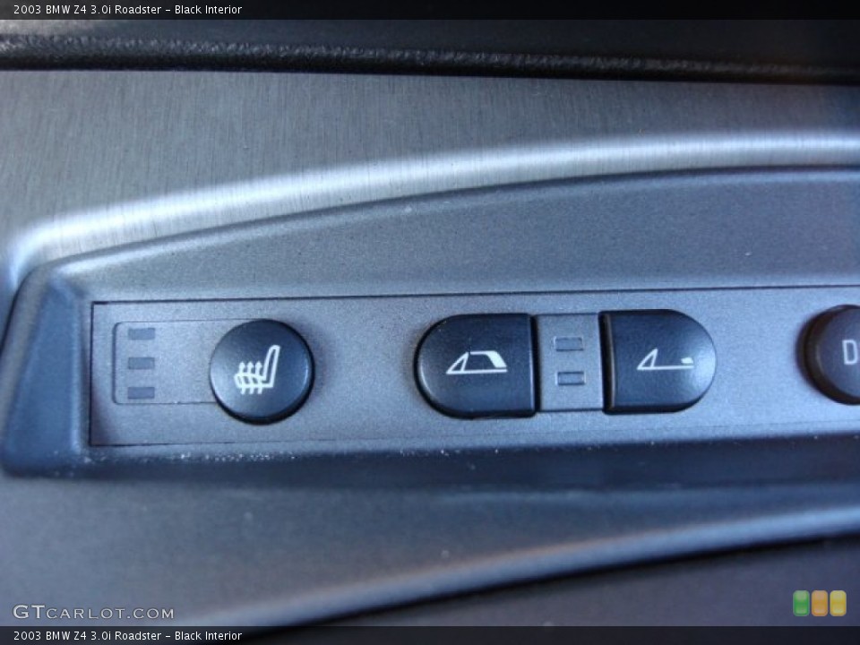 Black Interior Controls for the 2003 BMW Z4 3.0i Roadster #55600225