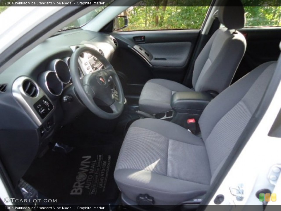 Graphite Interior Photo for the 2004 Pontiac Vibe  #55602415