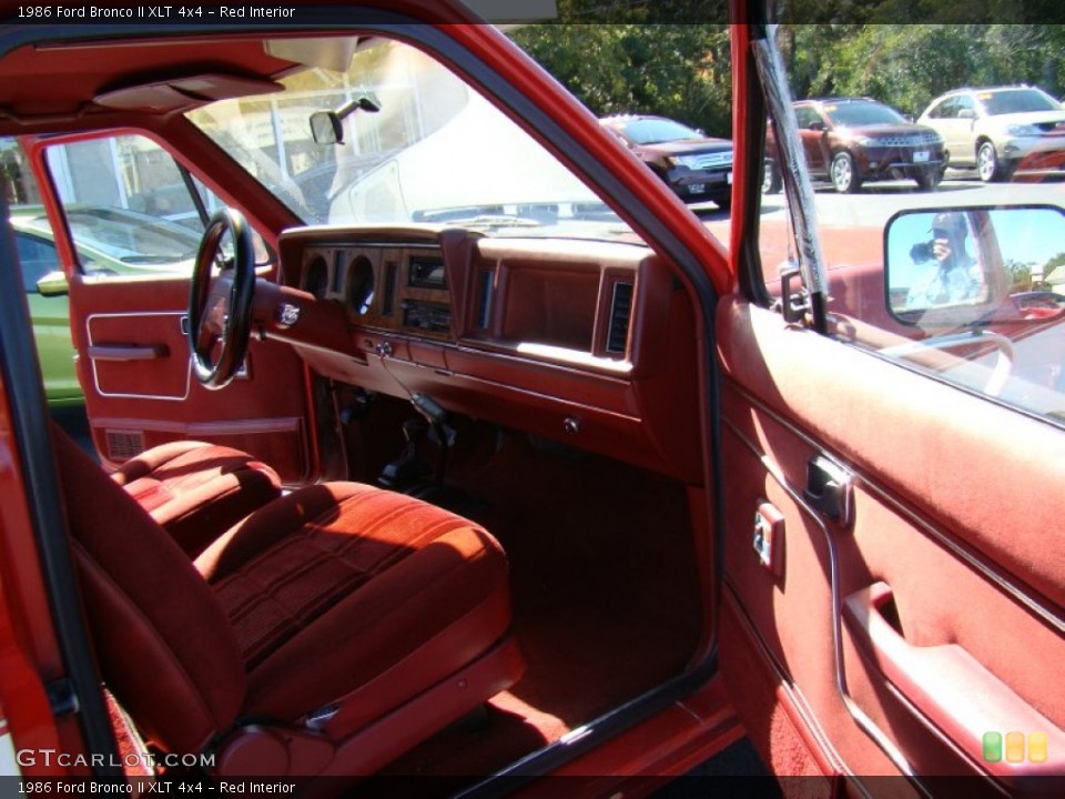Red Interior Photo for the 1986 Ford Bronco II XLT 4x4 #55605520