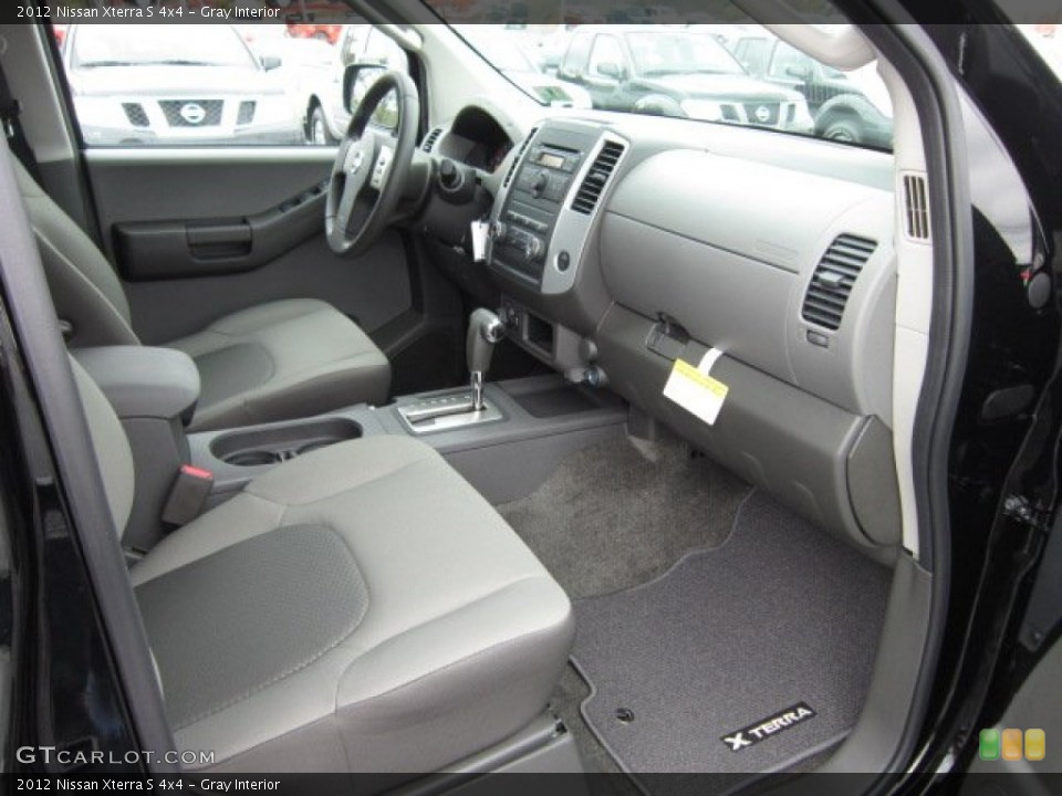 Gray Interior Photo for the 2012 Nissan Xterra S 4x4 #55607425