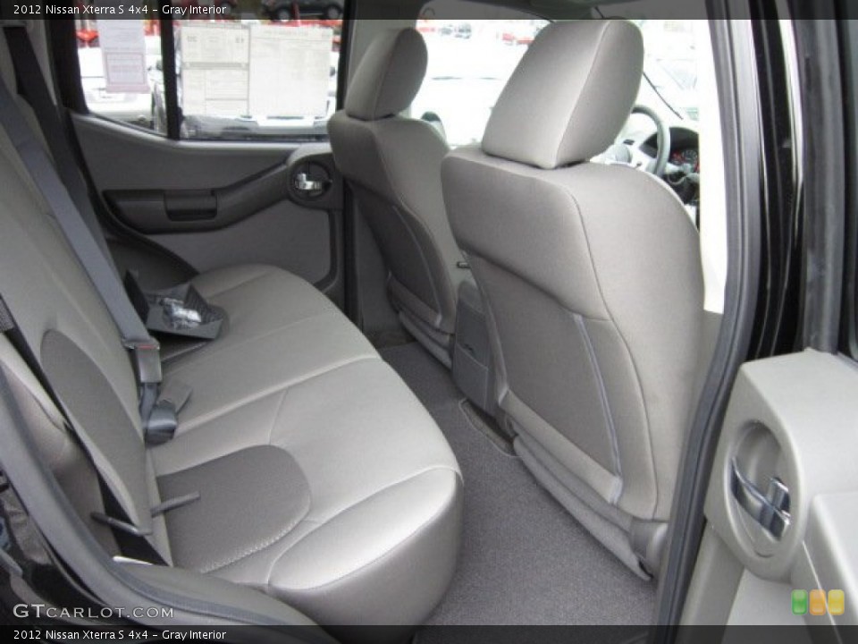 Gray Interior Photo for the 2012 Nissan Xterra S 4x4 #55607443