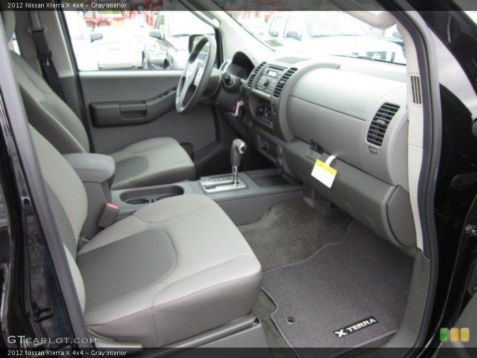 Gray Interior Photo for the 2012 Nissan Xterra X 4x4 #55607599