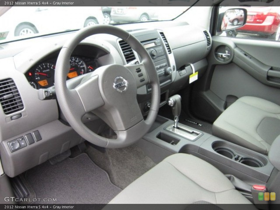 Gray Interior Photo for the 2012 Nissan Xterra S 4x4 #55607845