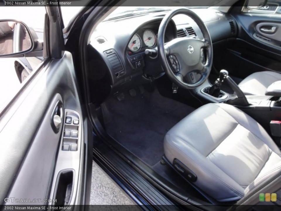 Frost Interior Photo for the 2002 Nissan Maxima SE #55607910