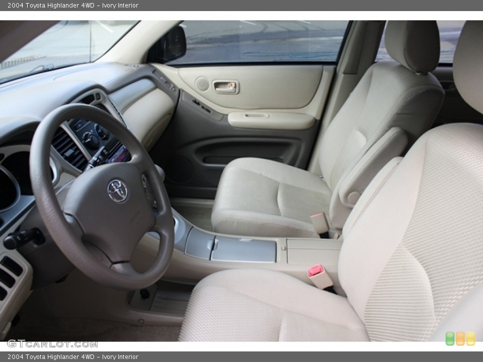 Ivory Interior Photo for the 2004 Toyota Highlander 4WD #55611184