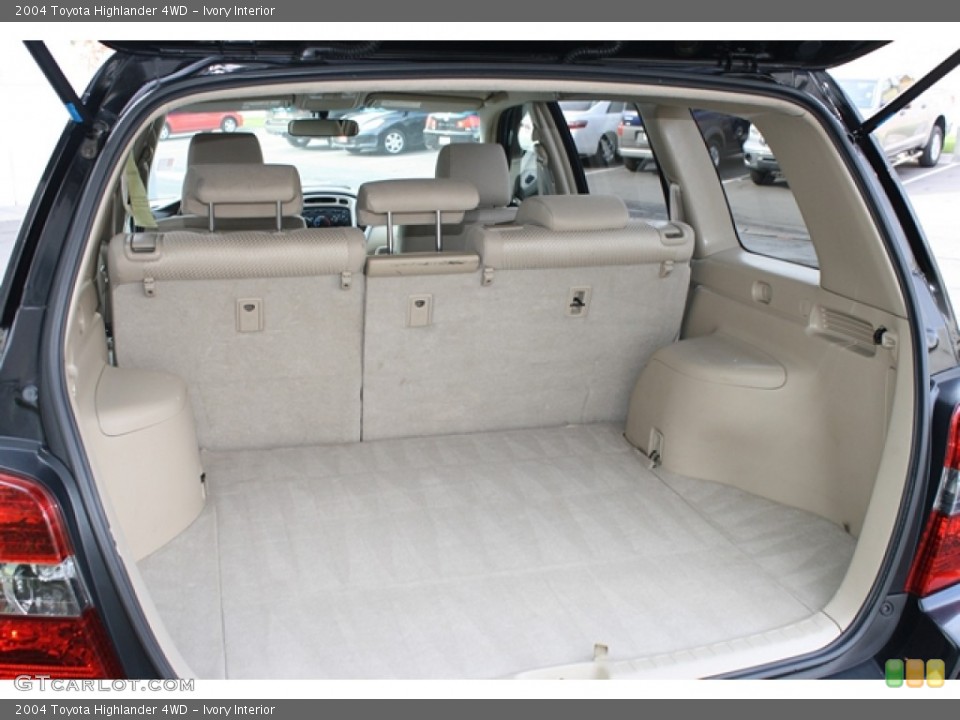 Ivory Interior Trunk for the 2004 Toyota Highlander 4WD #55611304