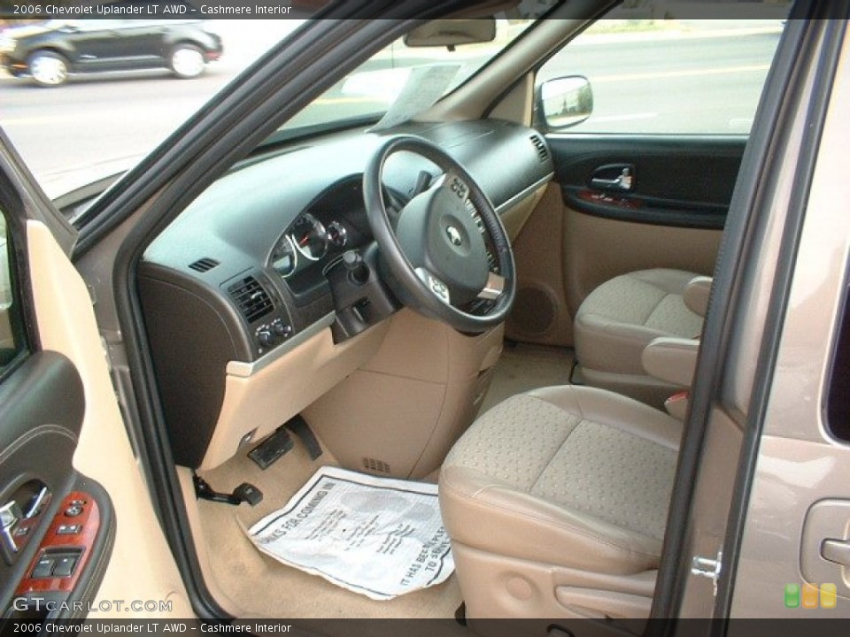 Cashmere Interior Photo for the 2006 Chevrolet Uplander LT AWD #55614029