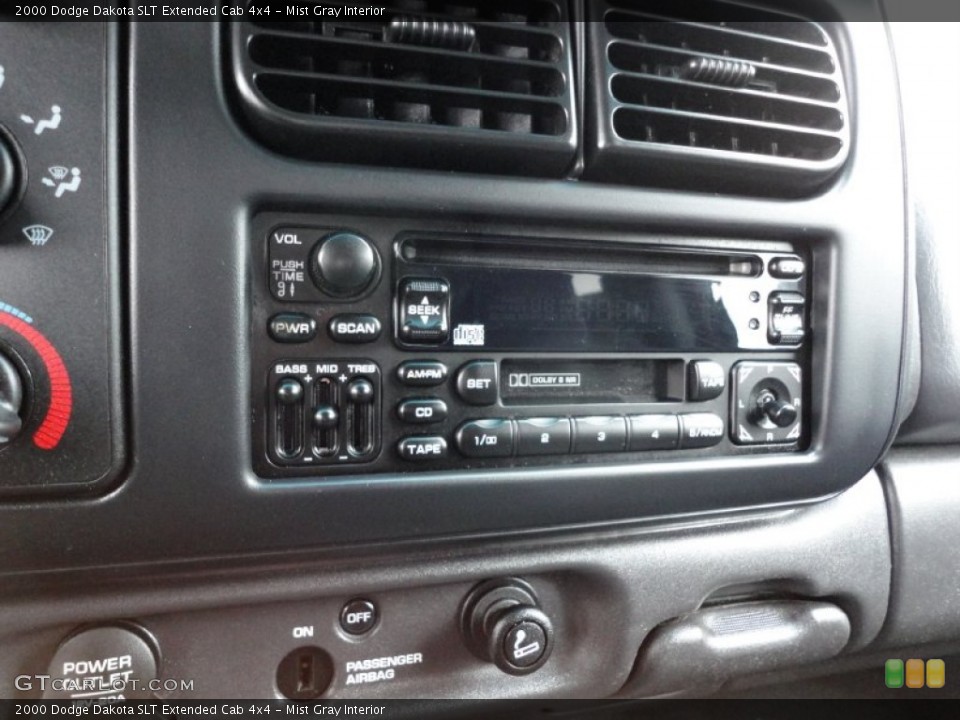 Mist Gray Interior Audio System for the 2000 Dodge Dakota SLT Extended Cab 4x4 #55615138
