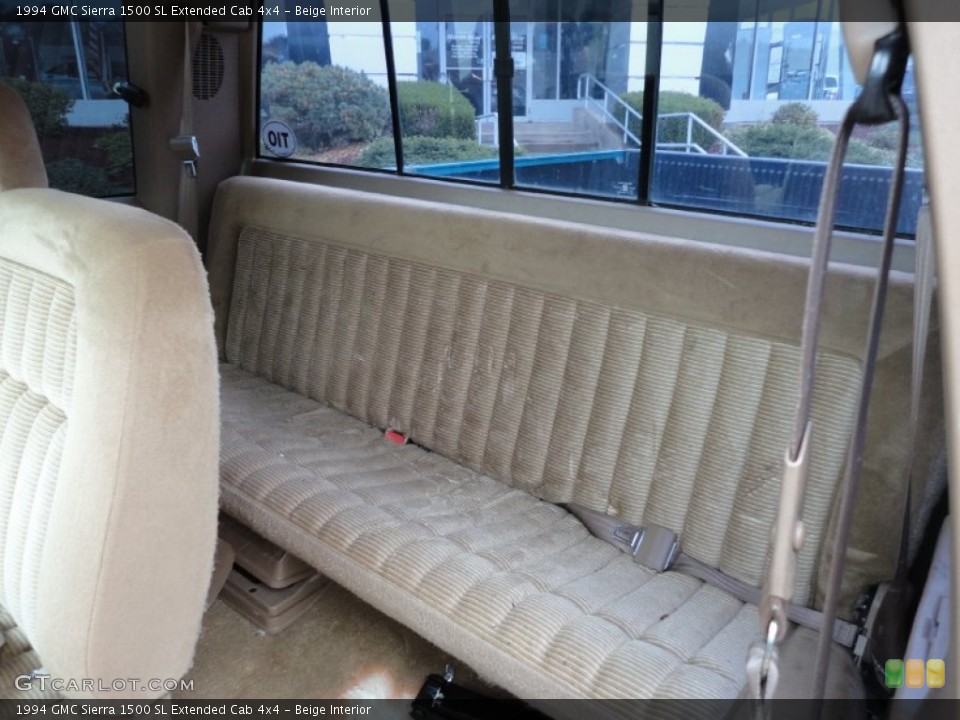 Beige Interior Photo for the 1994 GMC Sierra 1500 SL Extended Cab 4x4 #55615339