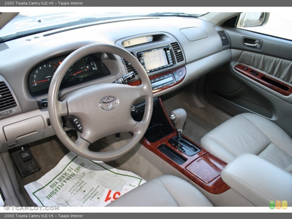 Taupe Interior Photo for the 2003 Toyota Camry XLE V6 #55620720