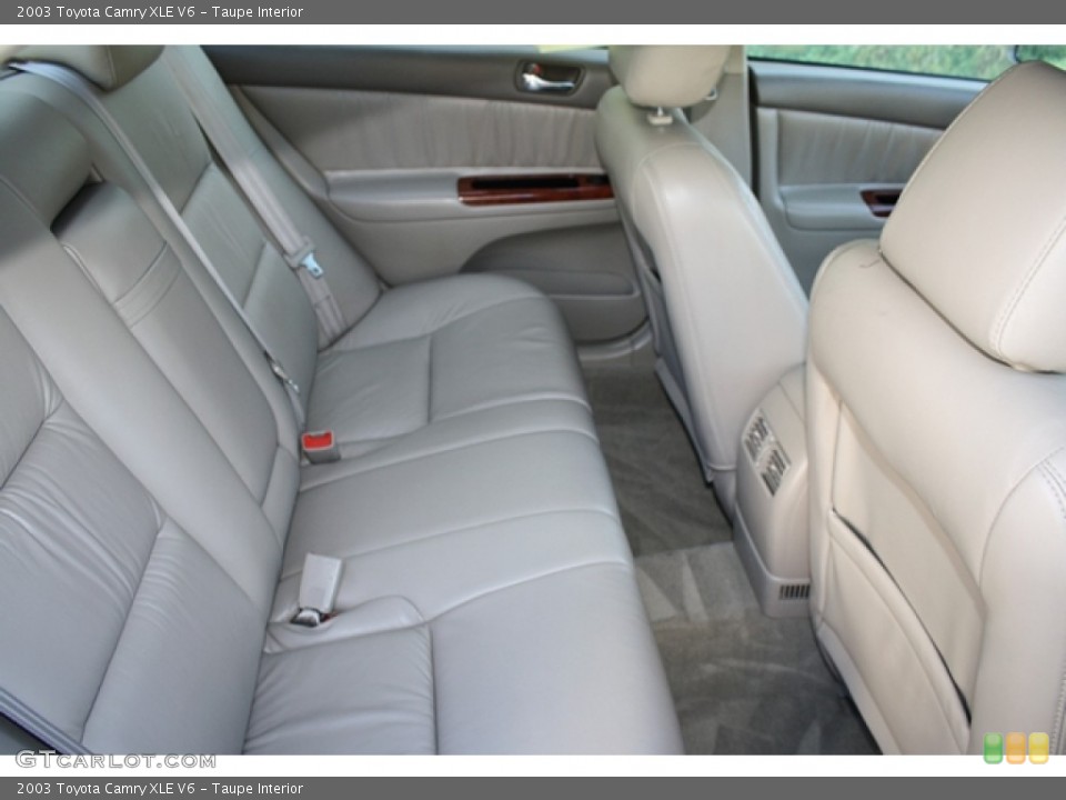 Taupe Interior Photo for the 2003 Toyota Camry XLE V6 #55620758