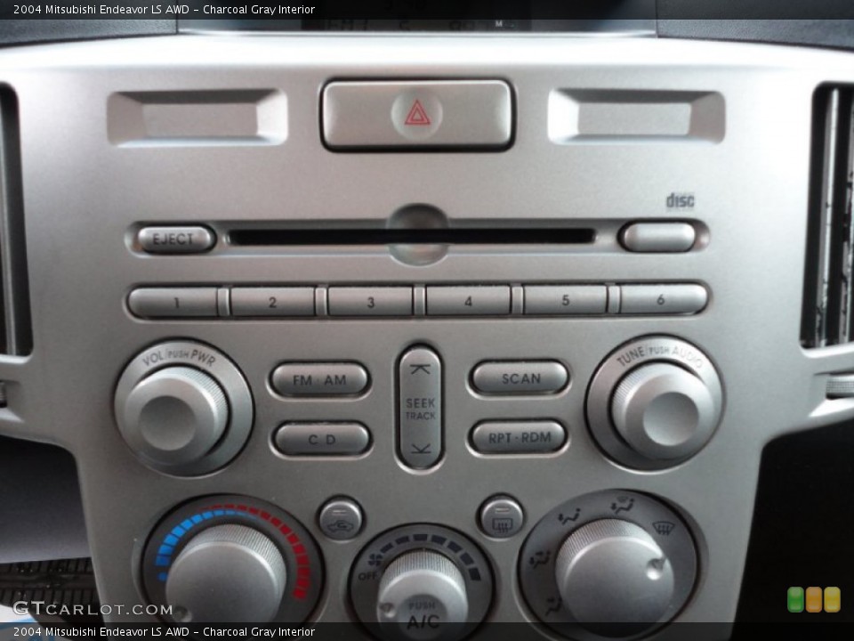 Charcoal Gray Interior Controls for the 2004 Mitsubishi Endeavor LS AWD #55623086