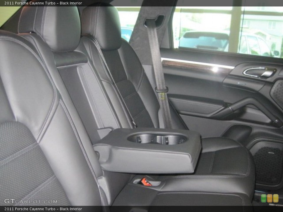 Black Interior Photo for the 2011 Porsche Cayenne Turbo #55624710
