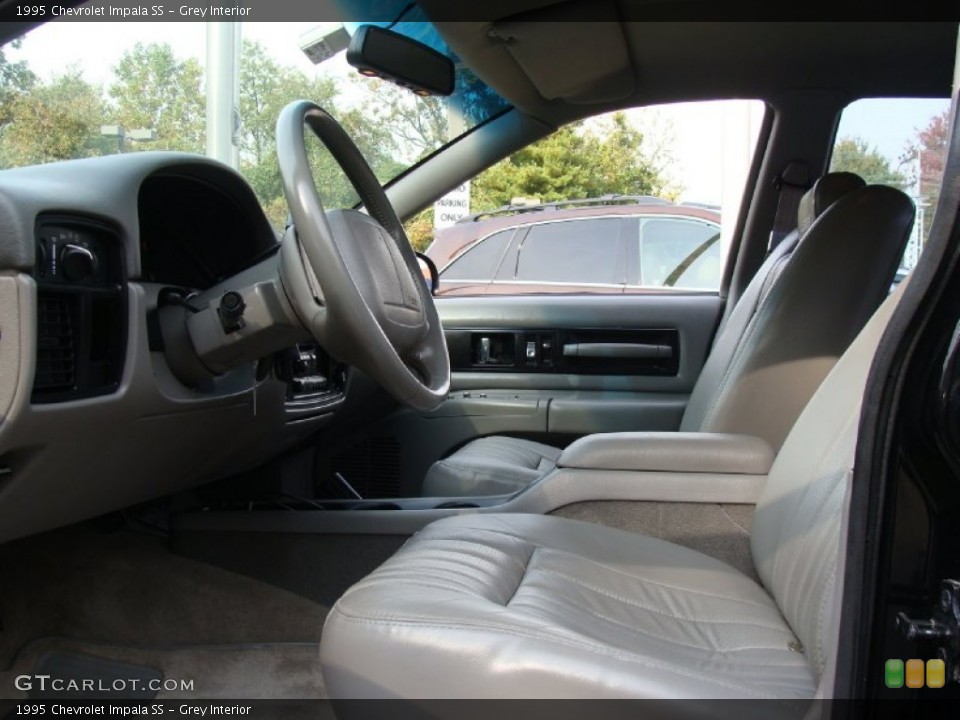 Grey Interior Photo for the 1995 Chevrolet Impala SS #55627442