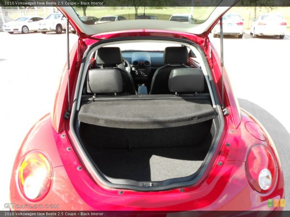 Black Interior Trunk for the 2010 Volkswagen New Beetle 2.5 Coupe #55637033