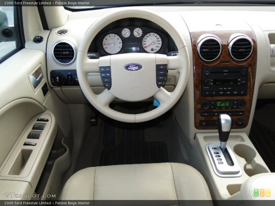 Pebble Beige Interior Dashboard for the 2006 Ford Freestyle Limited #55641647