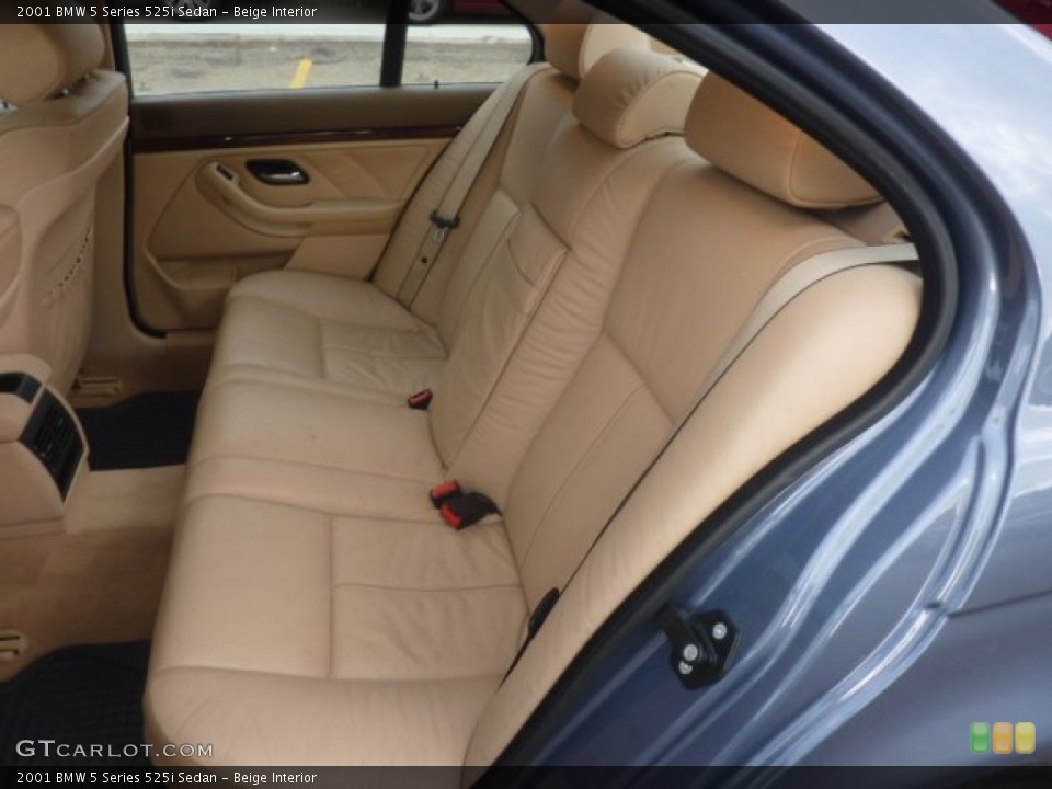 Beige Interior Photo for the 2001 BMW 5 Series 525i Sedan #55645265