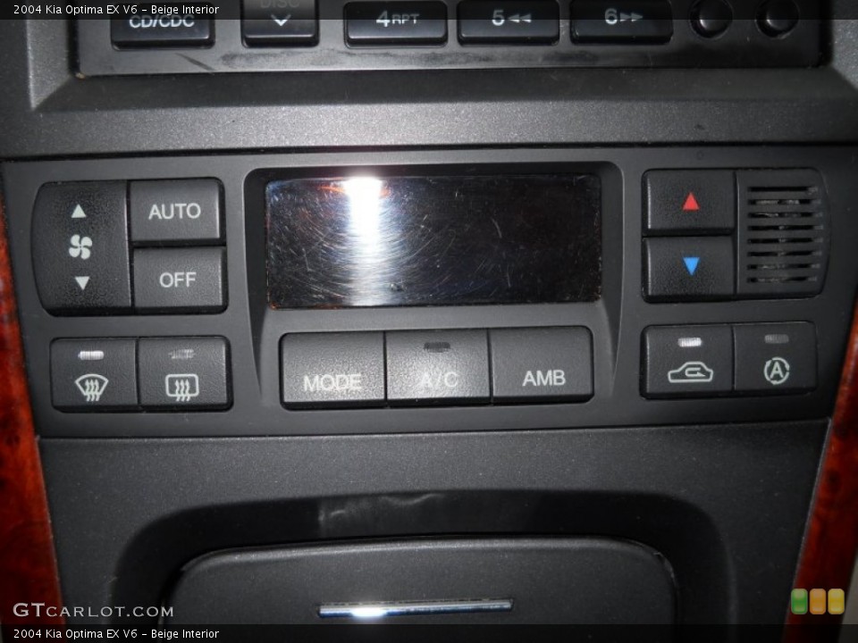 Beige Interior Controls for the 2004 Kia Optima EX V6 #55655906