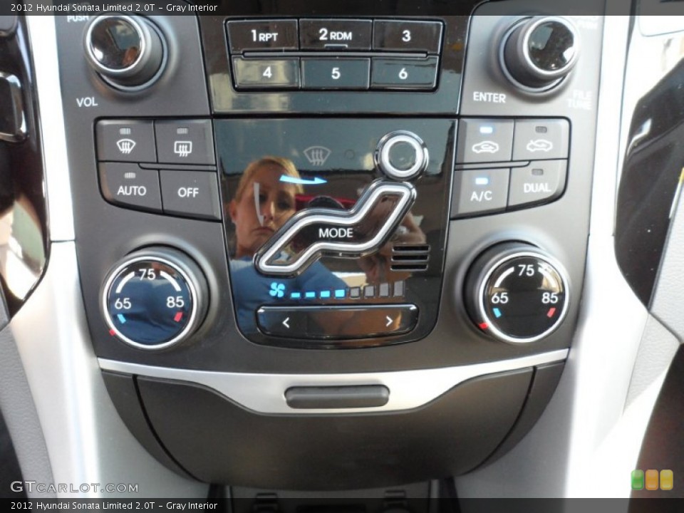 Gray Interior Controls for the 2012 Hyundai Sonata Limited 2.0T #55659511