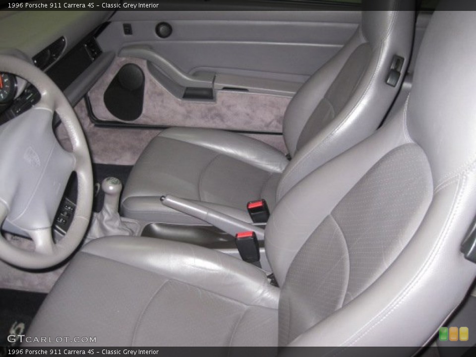 Classic Grey Interior Photo for the 1996 Porsche 911 Carrera 4S #55662983