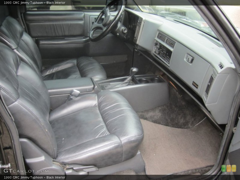 Black Interior Photo for the 1993 GMC Jimmy Typhoon #55668357