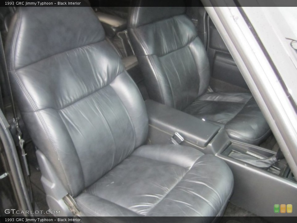 Black Interior Photo for the 1993 GMC Jimmy Typhoon #55668365