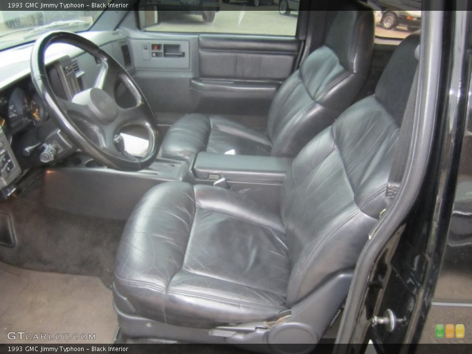 Black Interior Photo for the 1993 GMC Jimmy Typhoon #55668385