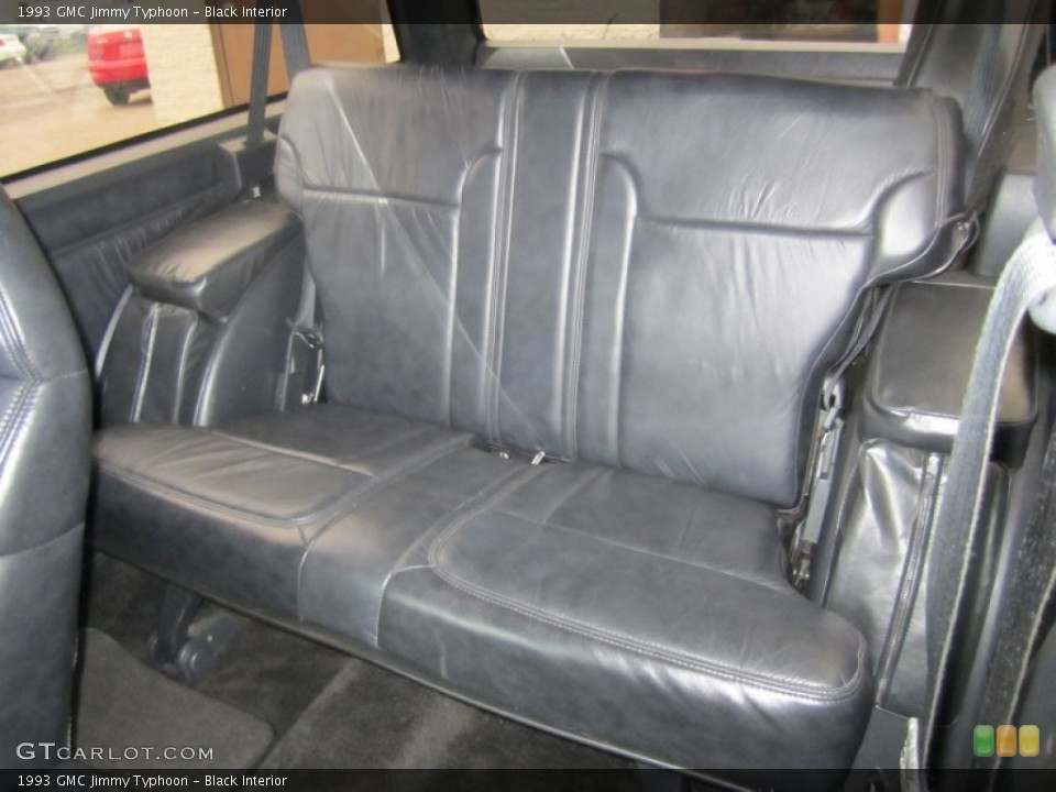 Black Interior Photo for the 1993 GMC Jimmy Typhoon #55668394