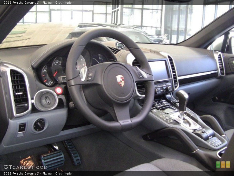 Platinum Grey Interior Dashboard for the 2012 Porsche Cayenne S #55685101