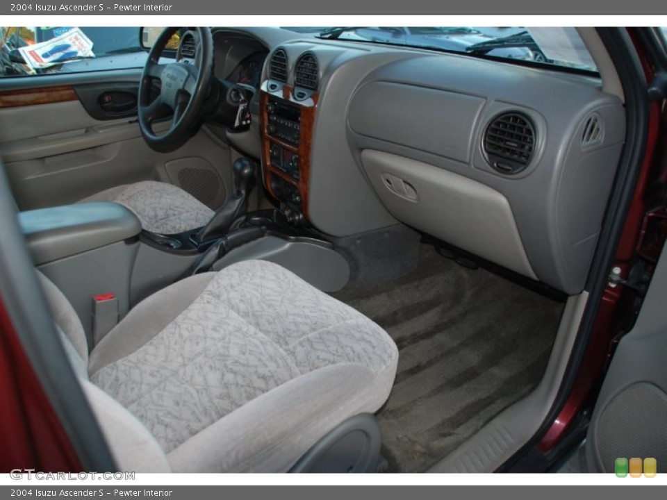Pewter Interior Photo for the 2004 Isuzu Ascender S #55695217