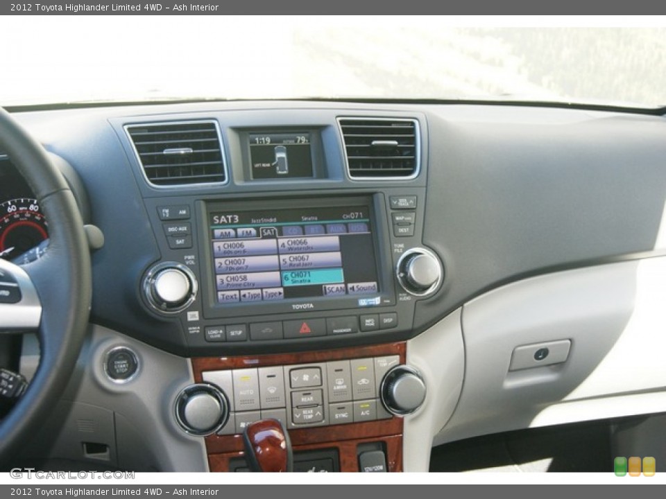 Ash Interior Controls for the 2012 Toyota Highlander Limited 4WD #55699495