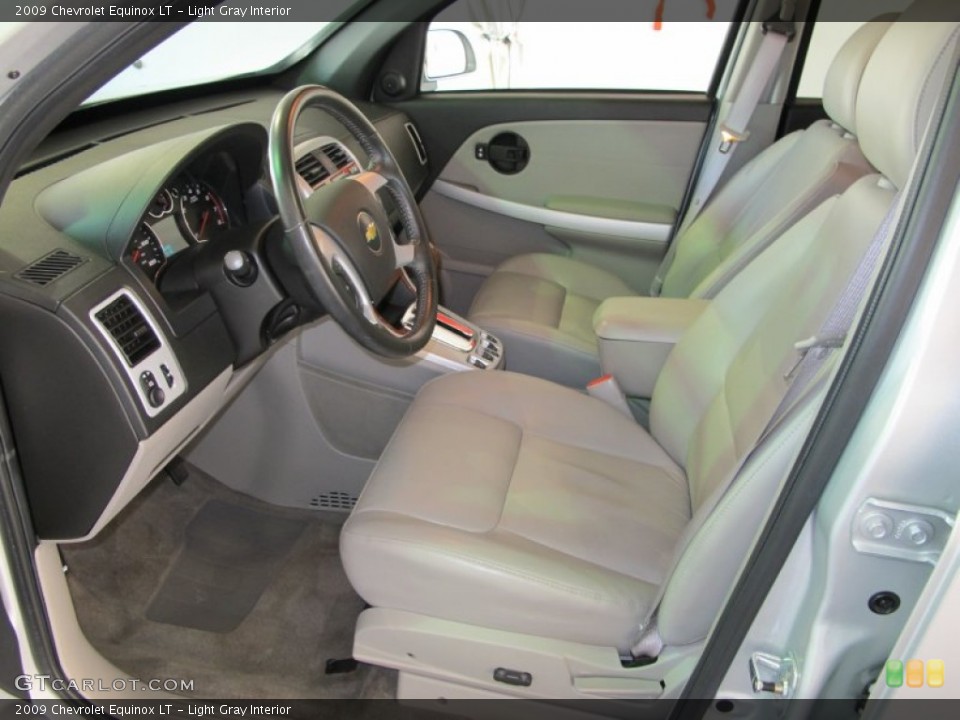 Light Gray Interior Photo for the 2009 Chevrolet Equinox LT #55699931