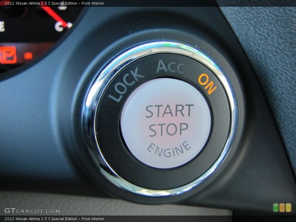 Frost Interior Controls for the 2012 Nissan Altima 2.5 S Special Edition #55705511