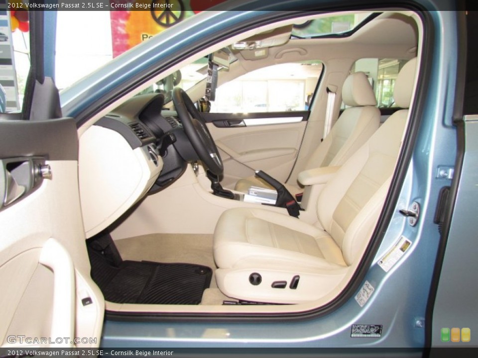 Cornsilk Beige Interior Photo for the 2012 Volkswagen Passat 2.5L SE #55710860
