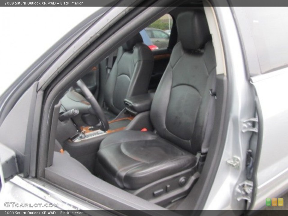 Black Interior Photo for the 2009 Saturn Outlook XR AWD #55712032