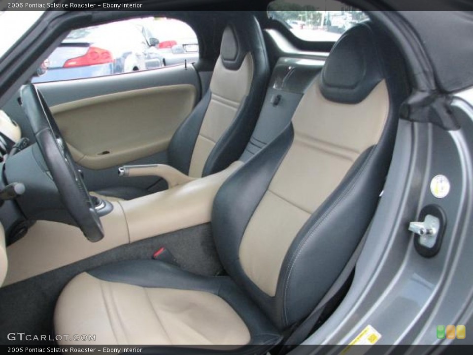 Ebony Interior Photo for the 2006 Pontiac Solstice Roadster #55716523