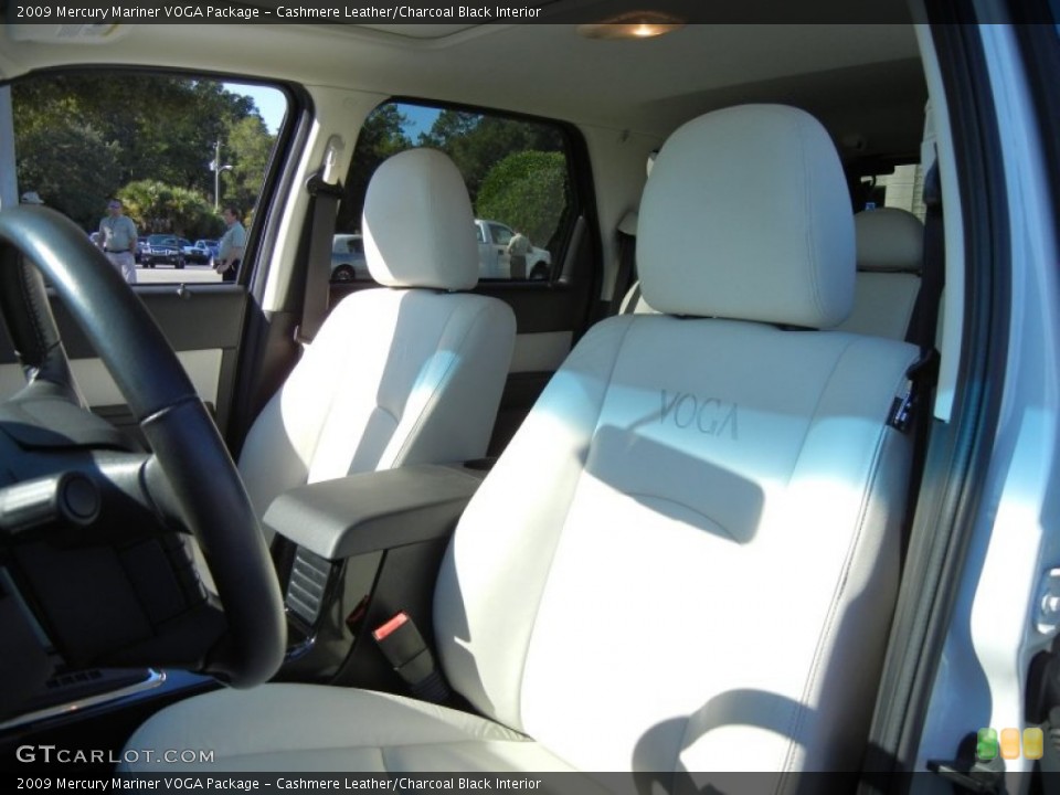 Cashmere Leather/Charcoal Black Interior Photo for the 2009 Mercury Mariner VOGA Package #55717993