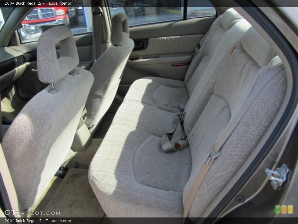 Taupe Interior Photo for the 2004 Buick Regal LS #55719063