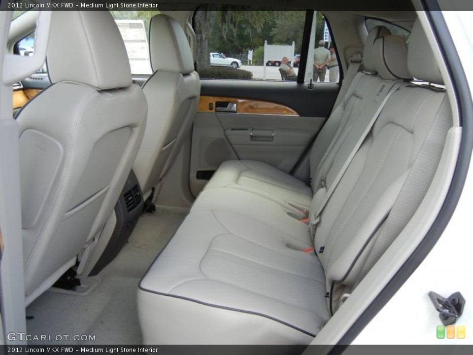 Medium Light Stone Interior Photo for the 2012 Lincoln MKX FWD #55719257