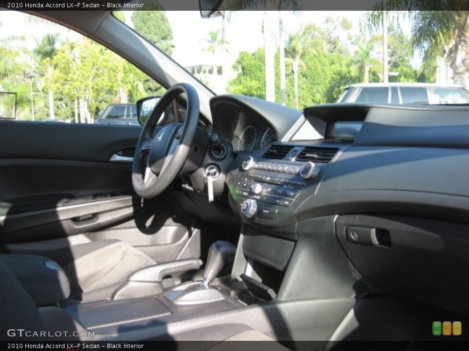 Black Interior Photo for the 2010 Honda Accord LX-P Sedan #55725082