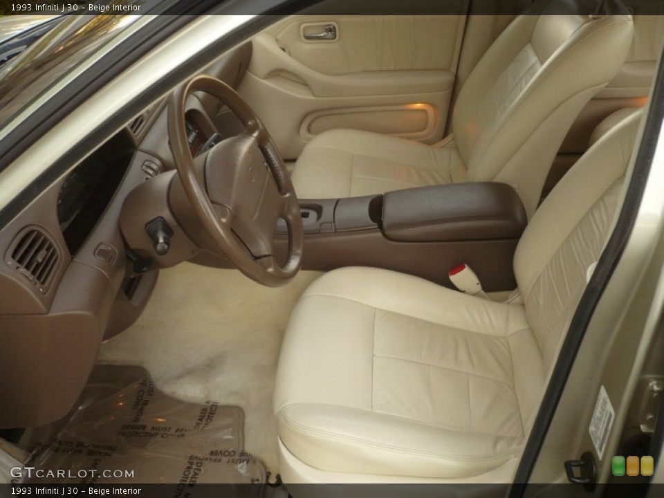 Beige Interior Photo for the 1993 Infiniti J 30 #55731891