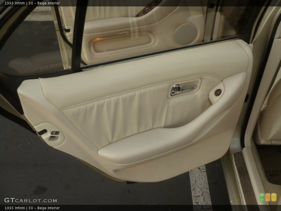 Beige Interior Door Panel for the 1993 Infiniti J 30 #55731900