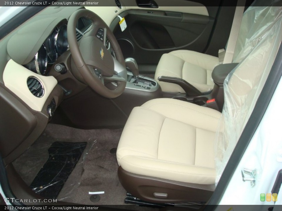 Cocoa/Light Neutral Interior Photo for the 2012 Chevrolet Cruze LT #55740401