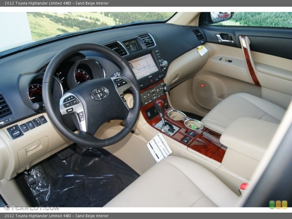 Sand Beige Interior Photo for the 2012 Toyota Highlander Limited 4WD #55743126