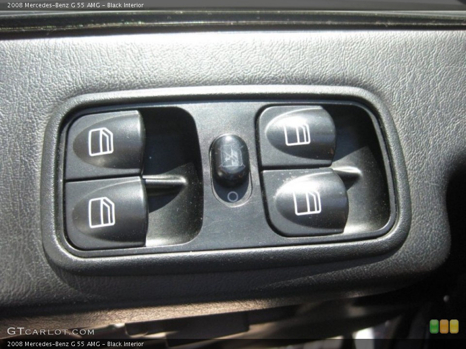 Black Interior Controls for the 2008 Mercedes-Benz G 55 AMG #55762826