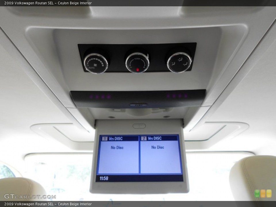 Ceylon Beige Interior Controls for the 2009 Volkswagen Routan SEL #55763354