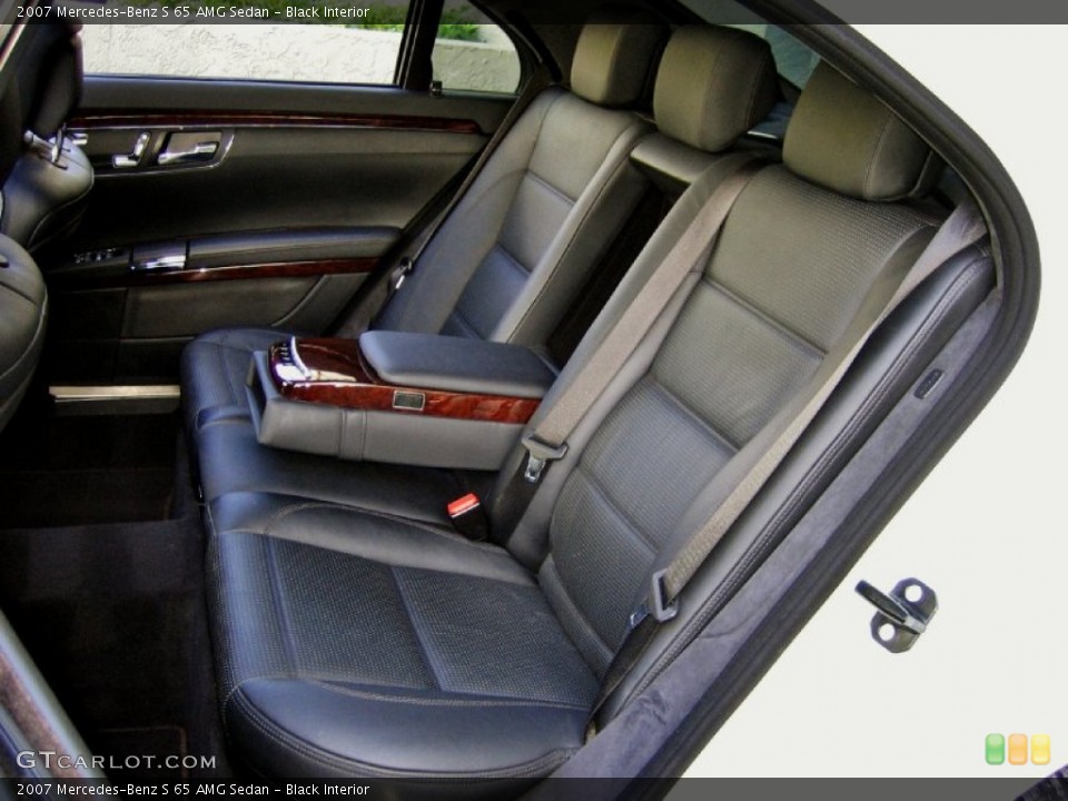 Black Interior Photo for the 2007 Mercedes-Benz S 65 AMG Sedan #55766741