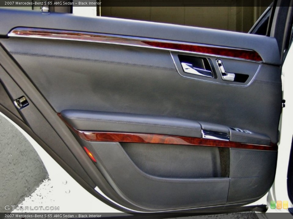 Black Interior Door Panel for the 2007 Mercedes-Benz S 65 AMG Sedan #55766961